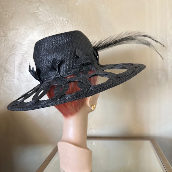 COLORFUL BLACK STRAW VINTAGE HAT + OPEN BRIM DESIGN + FABRIC FLOWERS & BUTTERFLY main image 12